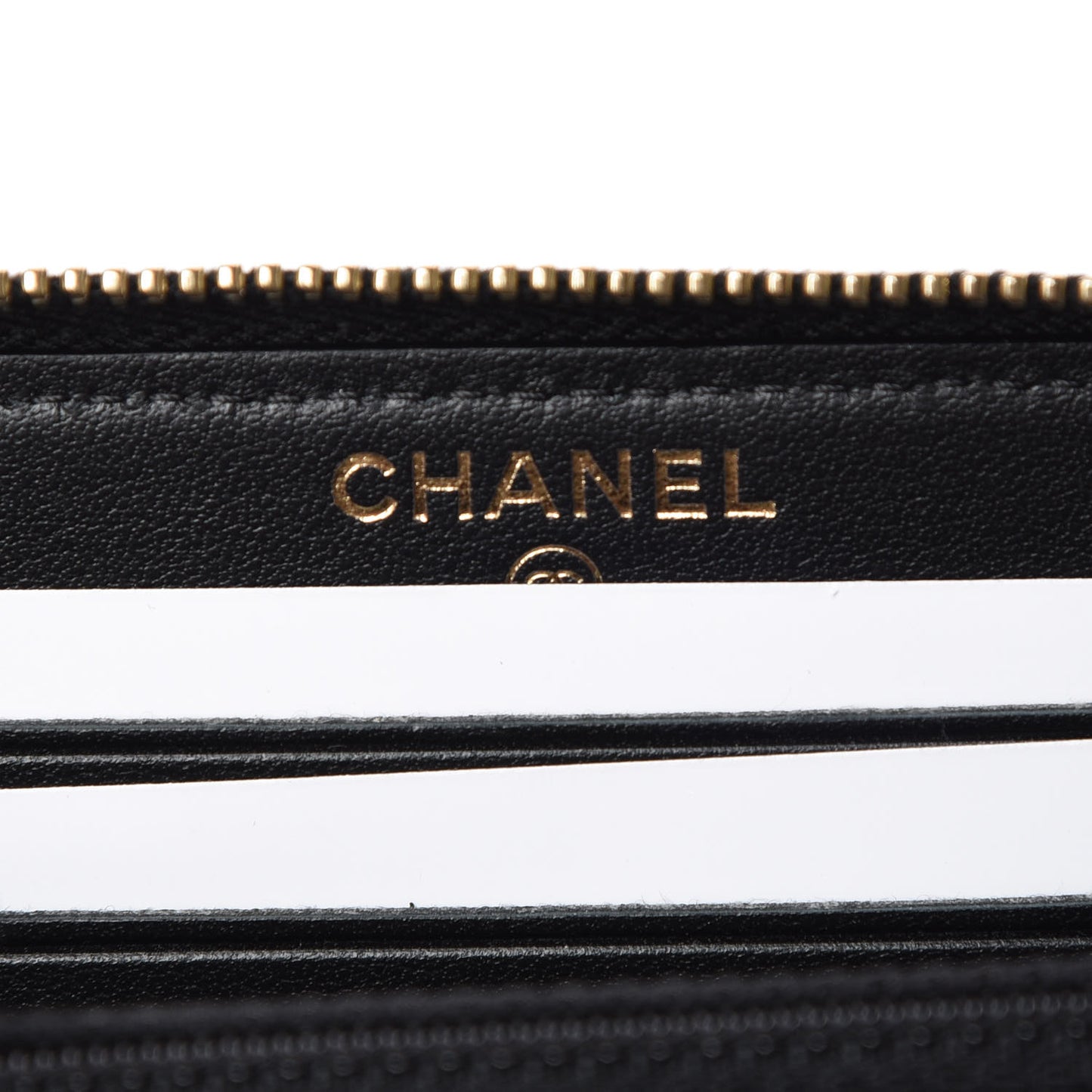 Caviar Quilted Medium Filigree Zip Around Wallet Black
