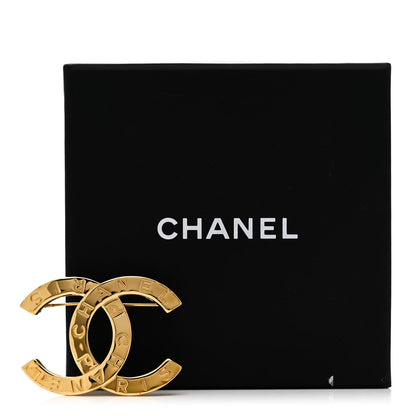 Chanel Metal Paris Button CC Large Brooch Gold 4 of 4