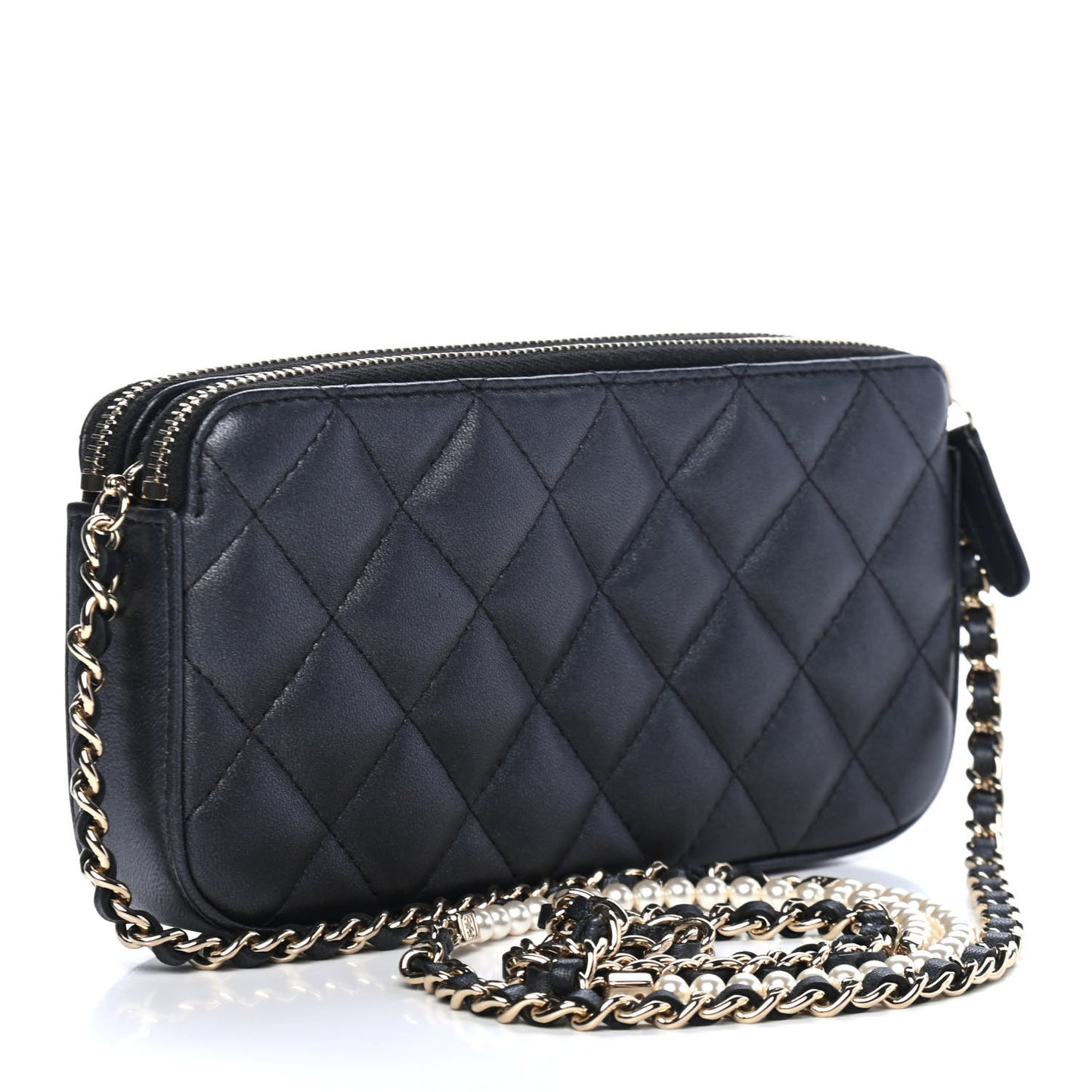 Iridescent Lambskin Quilted Pearl Clutch With Chain Black