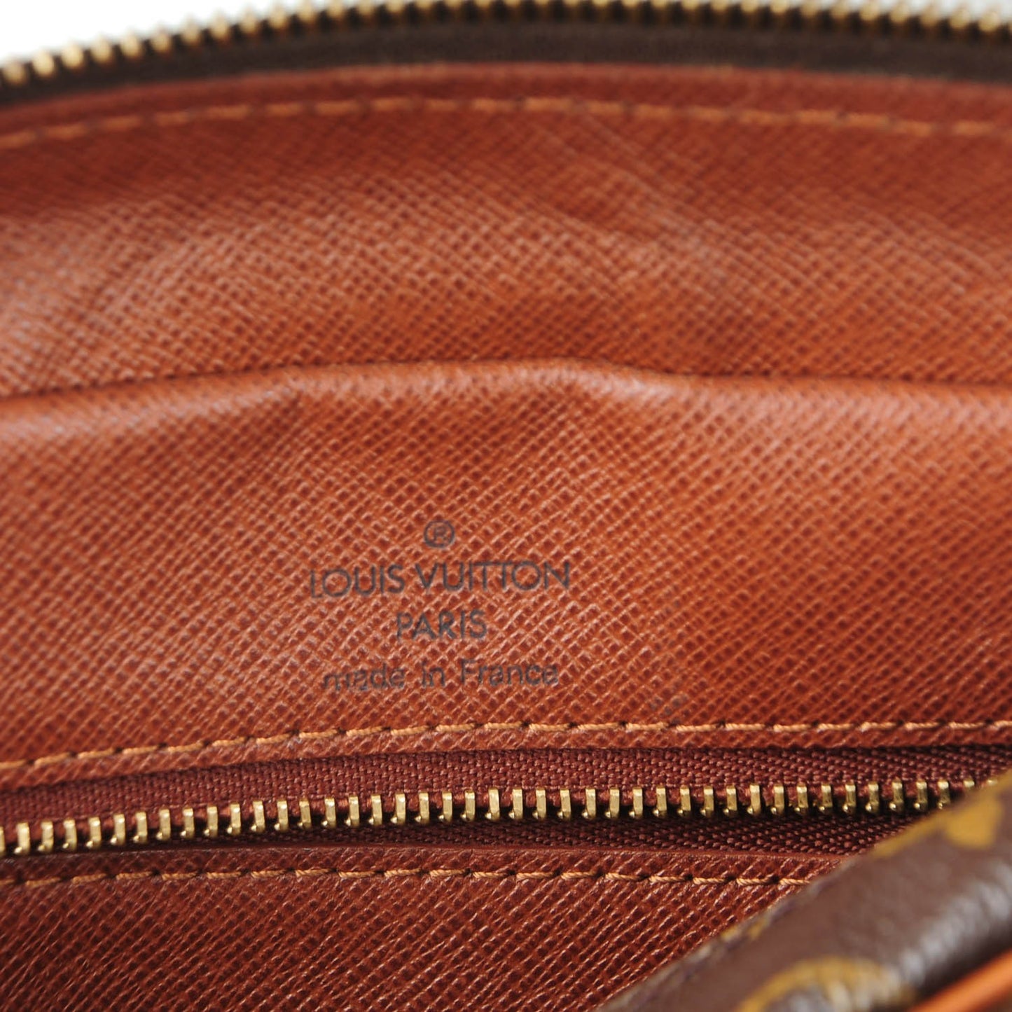 Monogram Nil 28