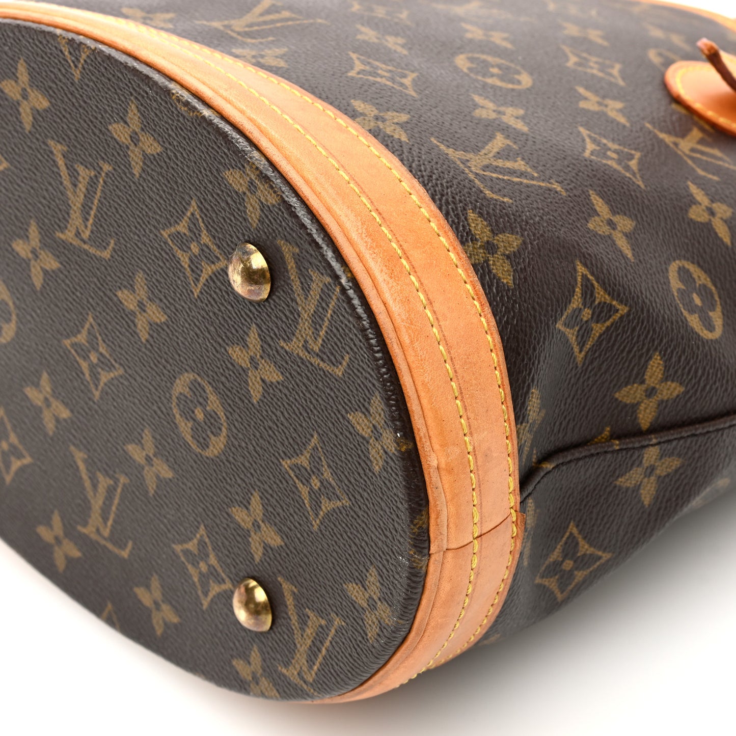 Monogram Petit Bucket 23