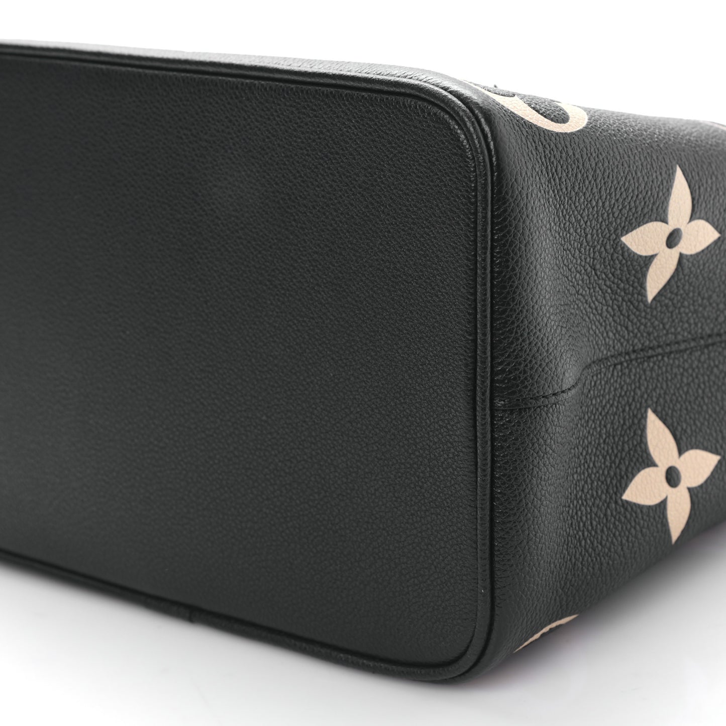 Empreinte Monogram Giant Neonoe MM Black Beige