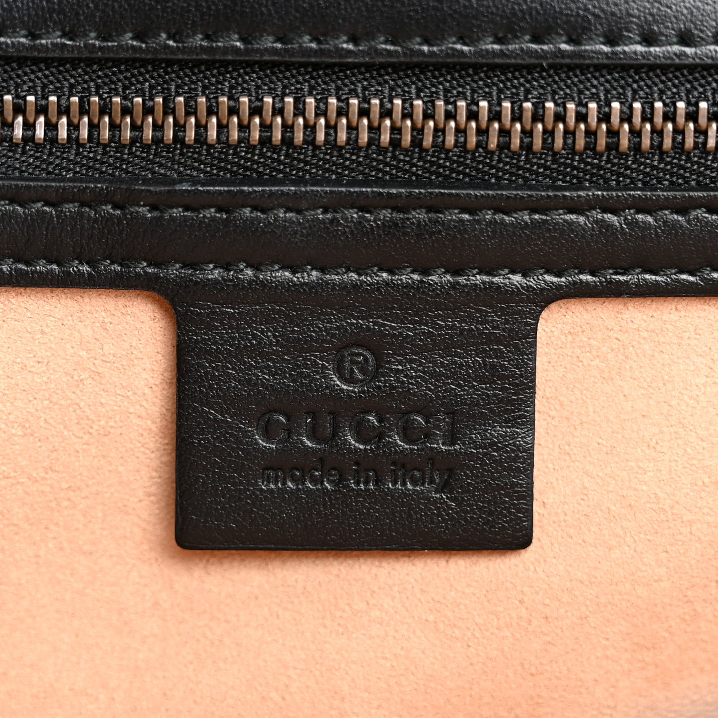 Calfskin Matelasse GG Marmont Clutch Black