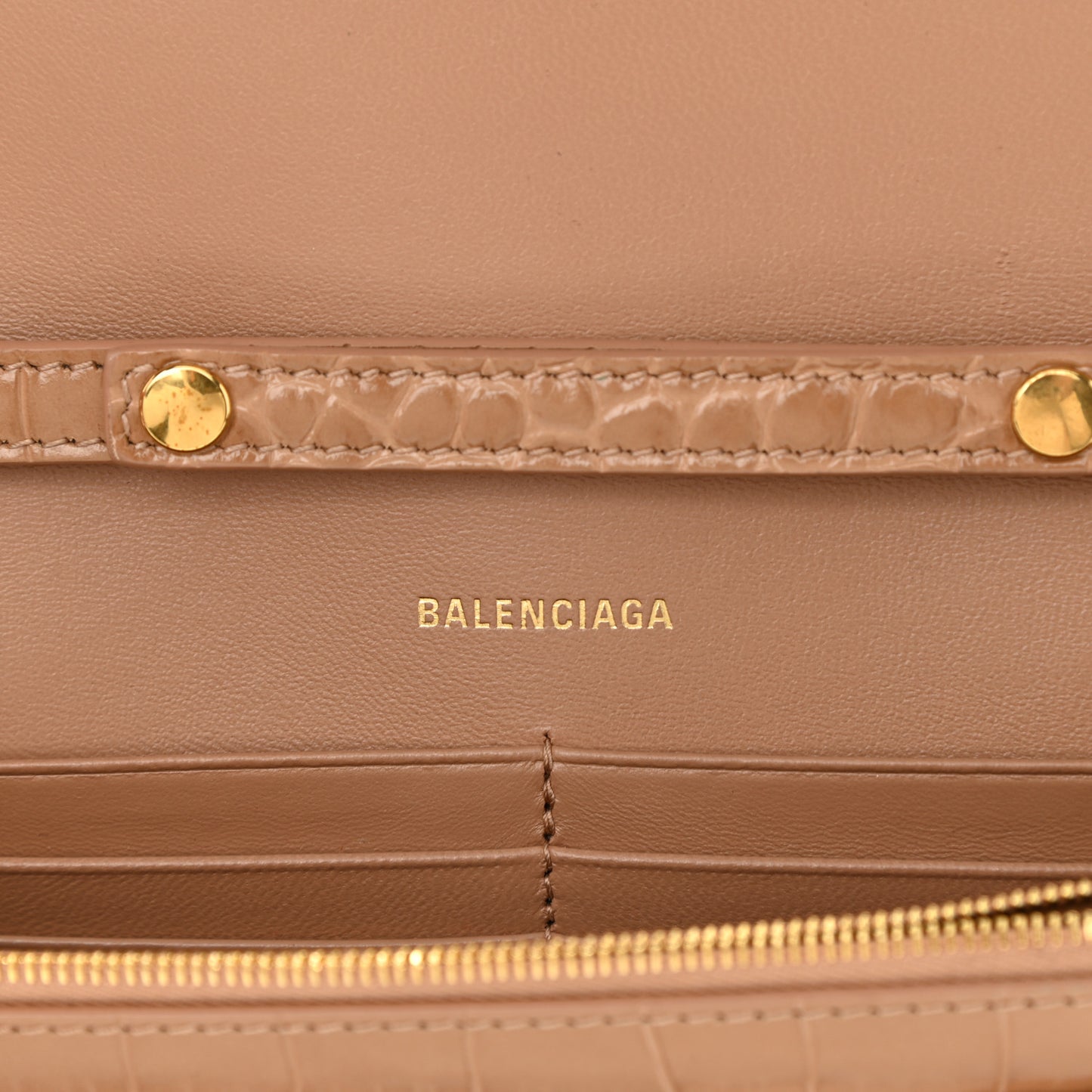 Shiny Calfskin Crocodile Embossed Hourglass Chain Bag Nude Beige