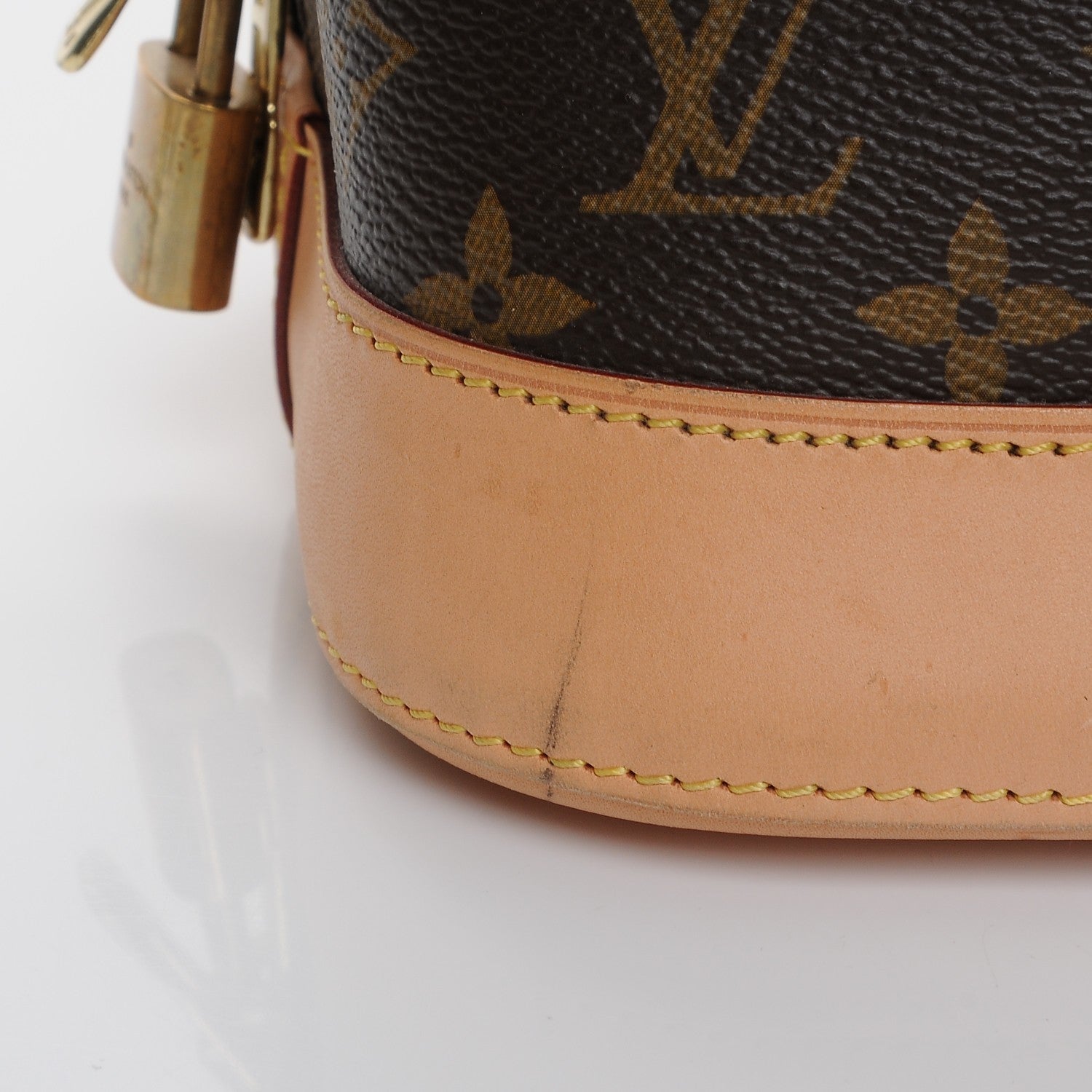 Louis Vuitton Monogram Alma GM 14 of 14