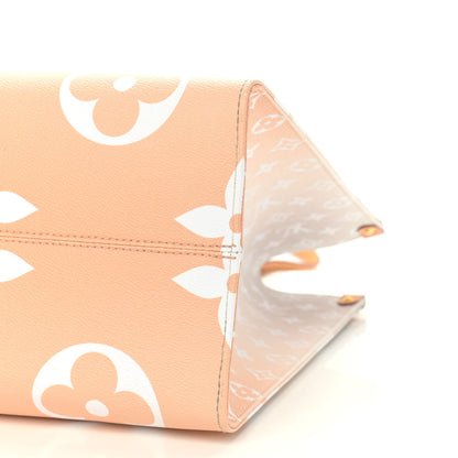 Louis Vuitton Monogram Giant By The Pool Onthego GM Brume 10 of 11