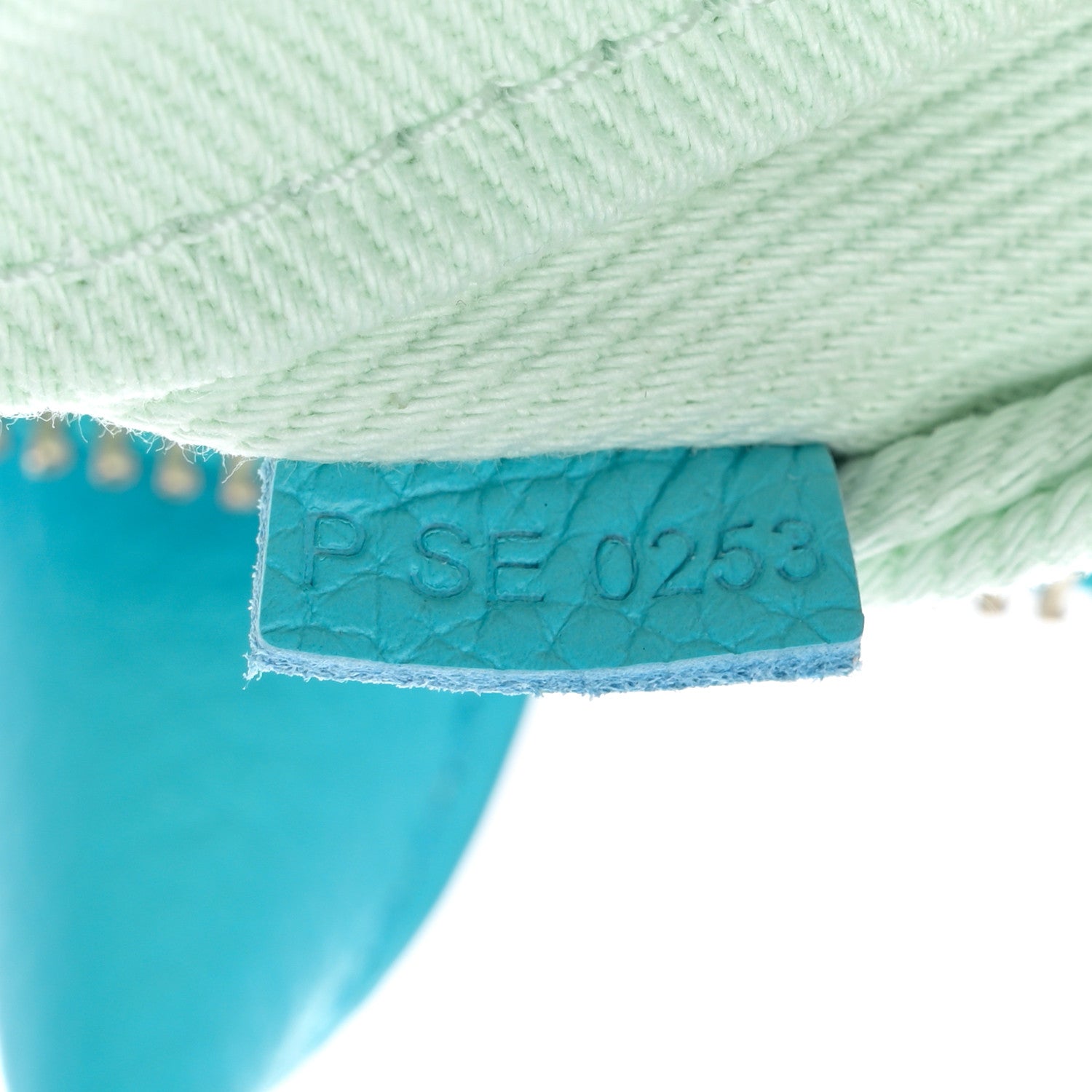 Marc Jacobs Grained Calfskin Small The Tote Bag Pool 8 of 11