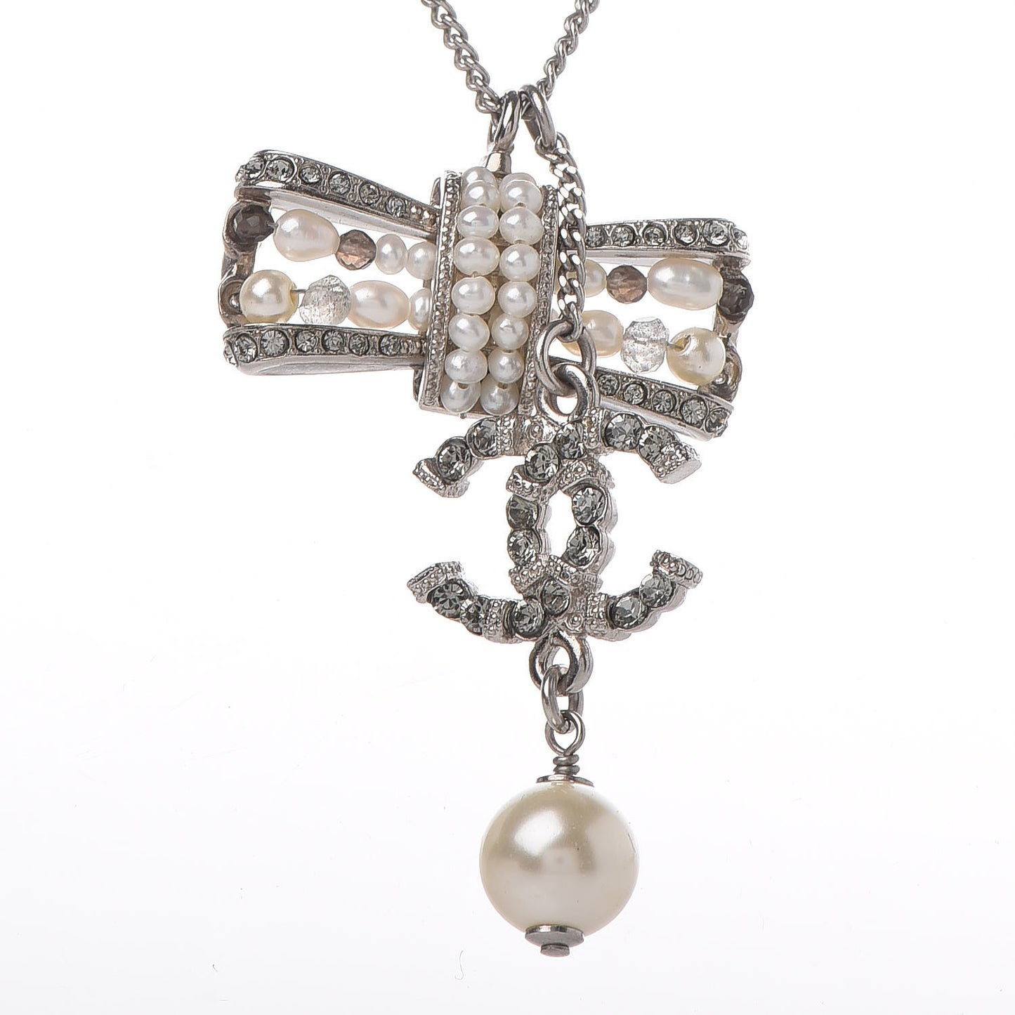 Crystal Pearl CC Bow Necklace Silver