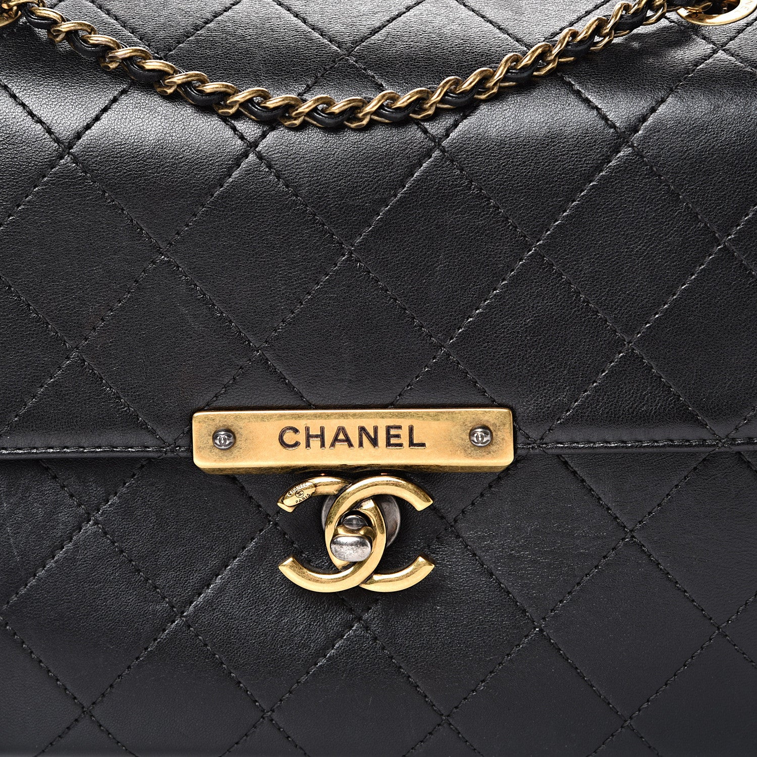 Chanel Shiny Lambskin Quilted Around The Corner Flap Black 7 of 14