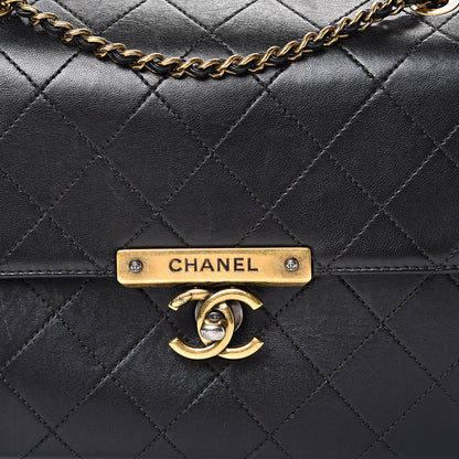 Chanel Shiny Lambskin Quilted Around The Corner Flap Black 7 of 14