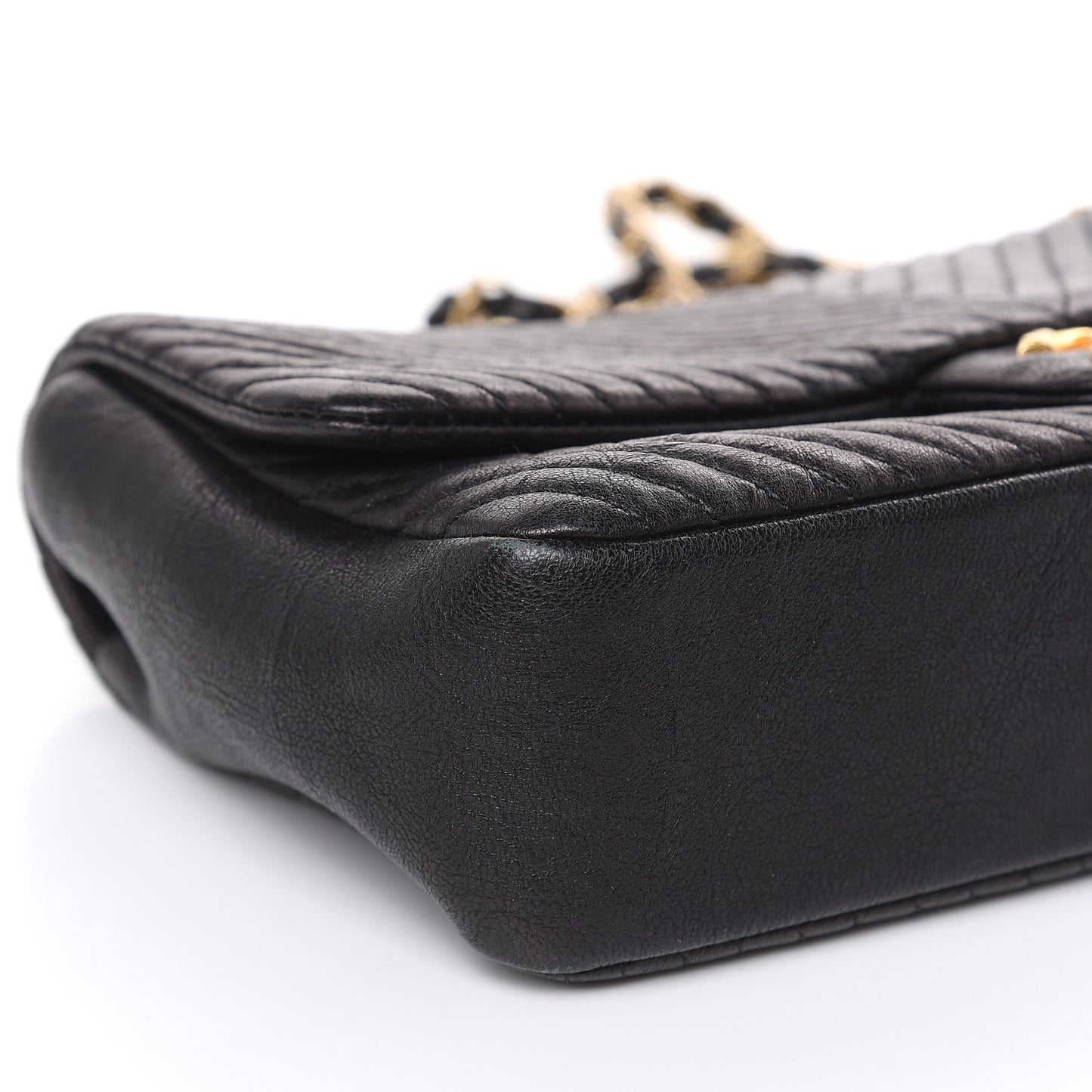 Calfskin Chevron Quilted Medium Surpique Flap Black
