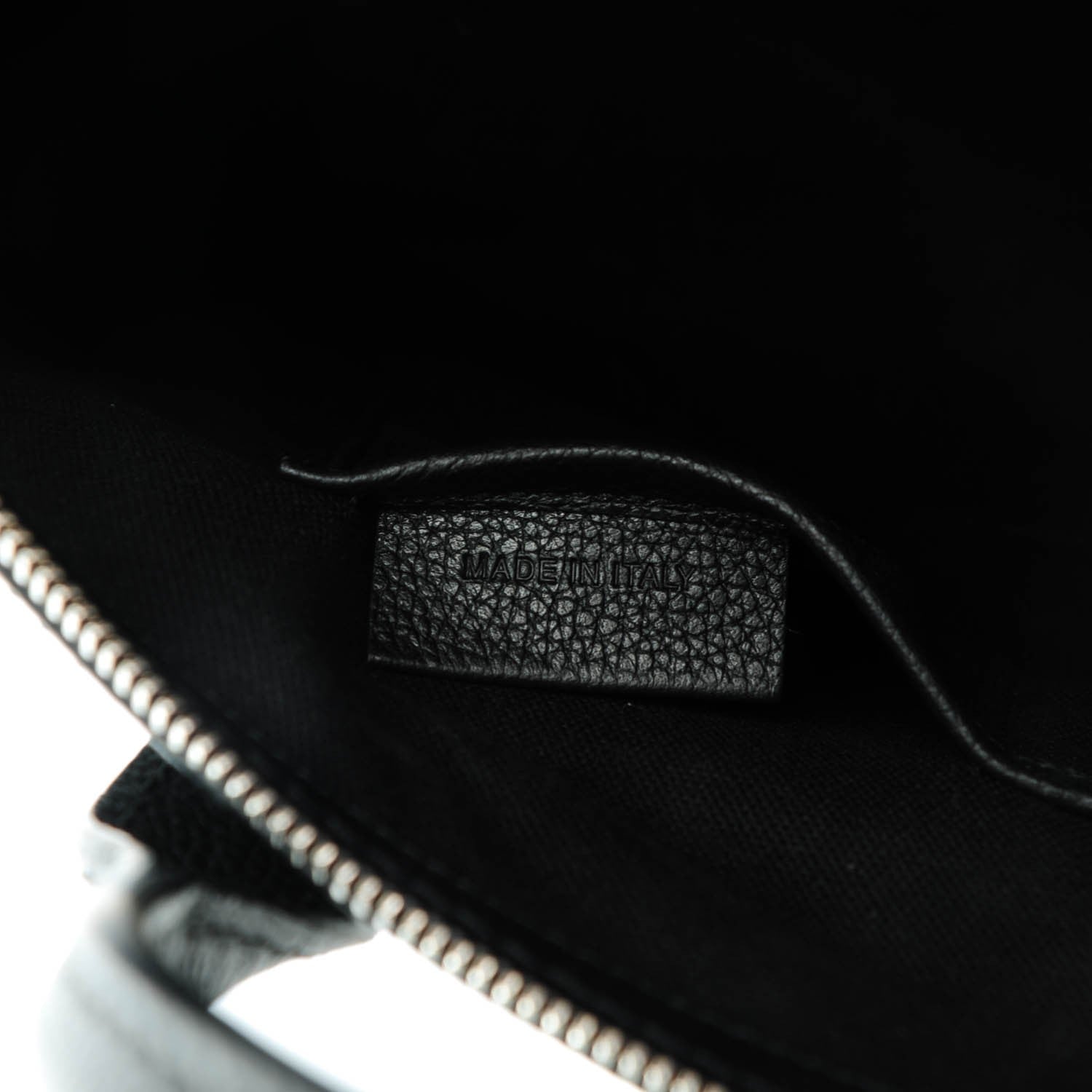 Alexander McQueen Grained Calfskin Small Legend Satchel Black 7 of 7