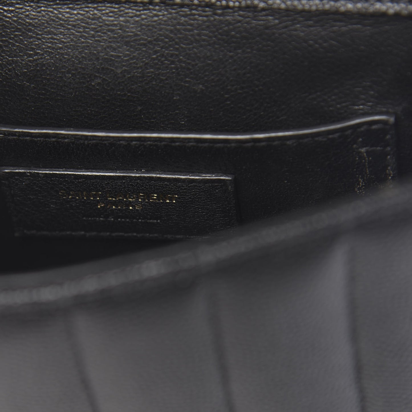 Grain De Poudre Matelasse Monogram Small Vicky Chain Bag Black