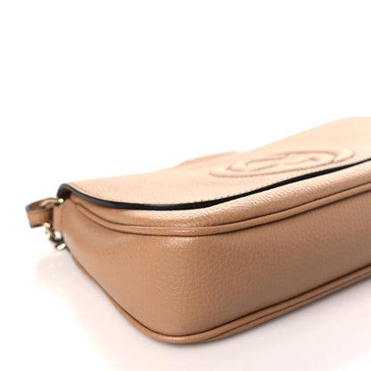 Gucci Pebbled Calfskin Medium Soho Flap Crossbody Camelia 7 of 8