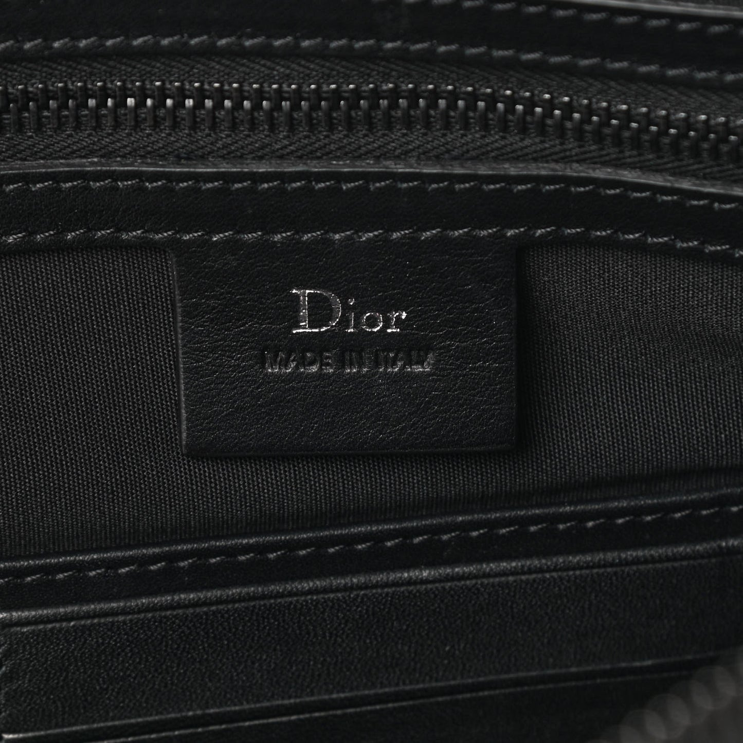 HOMME Calfskin Ribbed Document Holder Black