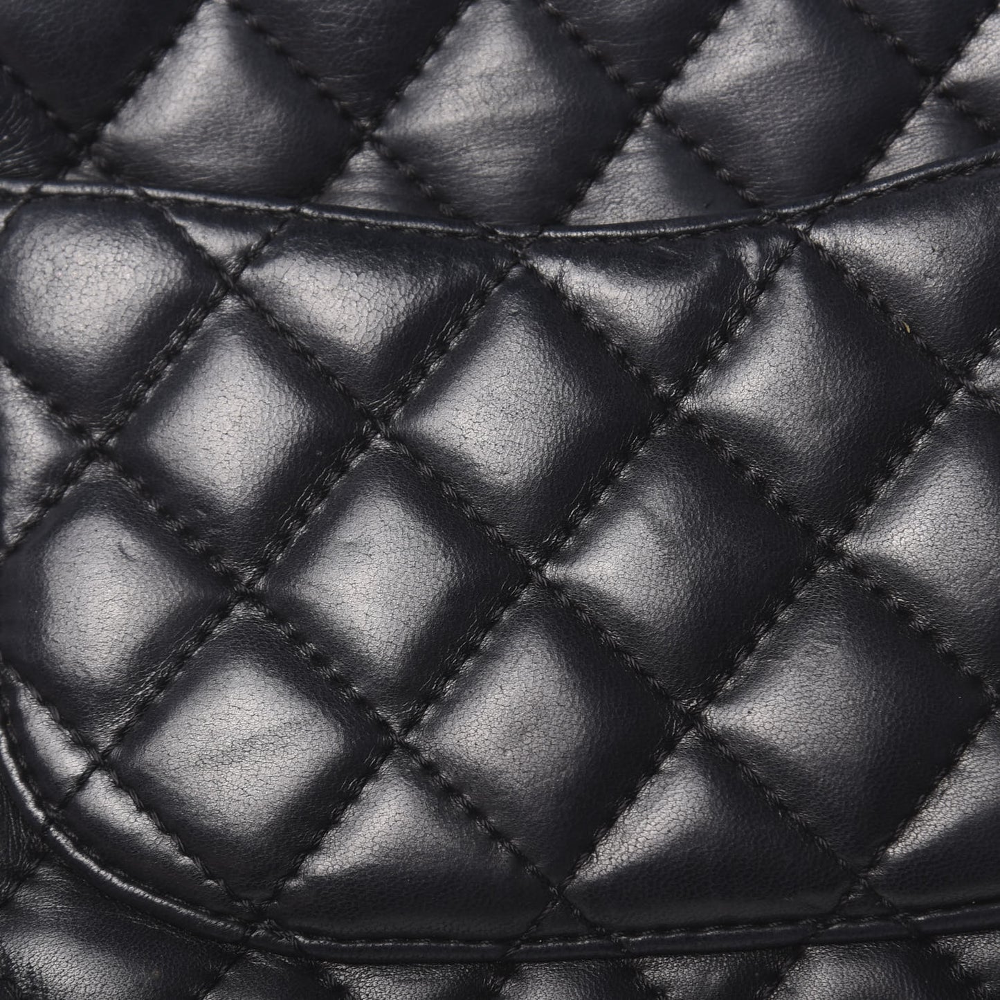 Lambskin Quilted Medium Camera Case Black