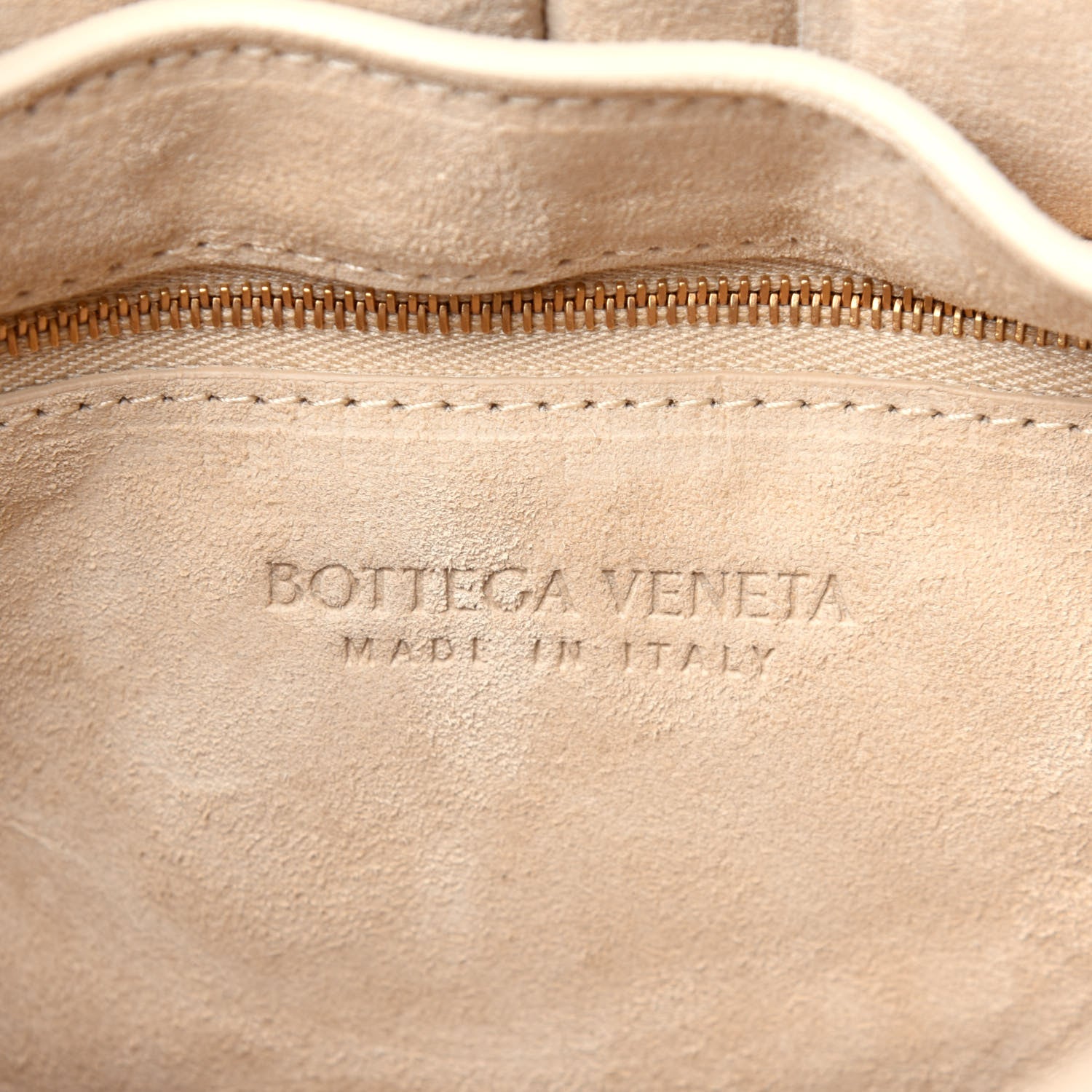Bottega Veneta Suede Calfskin Maxi Intrecciato Padded Cassette Crossbody Bag Sand 6 of 9