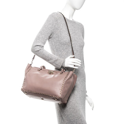 Valentino Garavani Vitello Medium Rockstud Tote Poudre 2 of 6