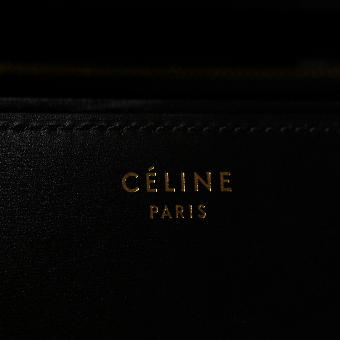 Box Calfskin Medium Classic Box Flap Bag Black