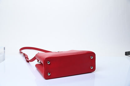 Louis Vuitton Taurillon Capucines BB Rubis 5 of 8