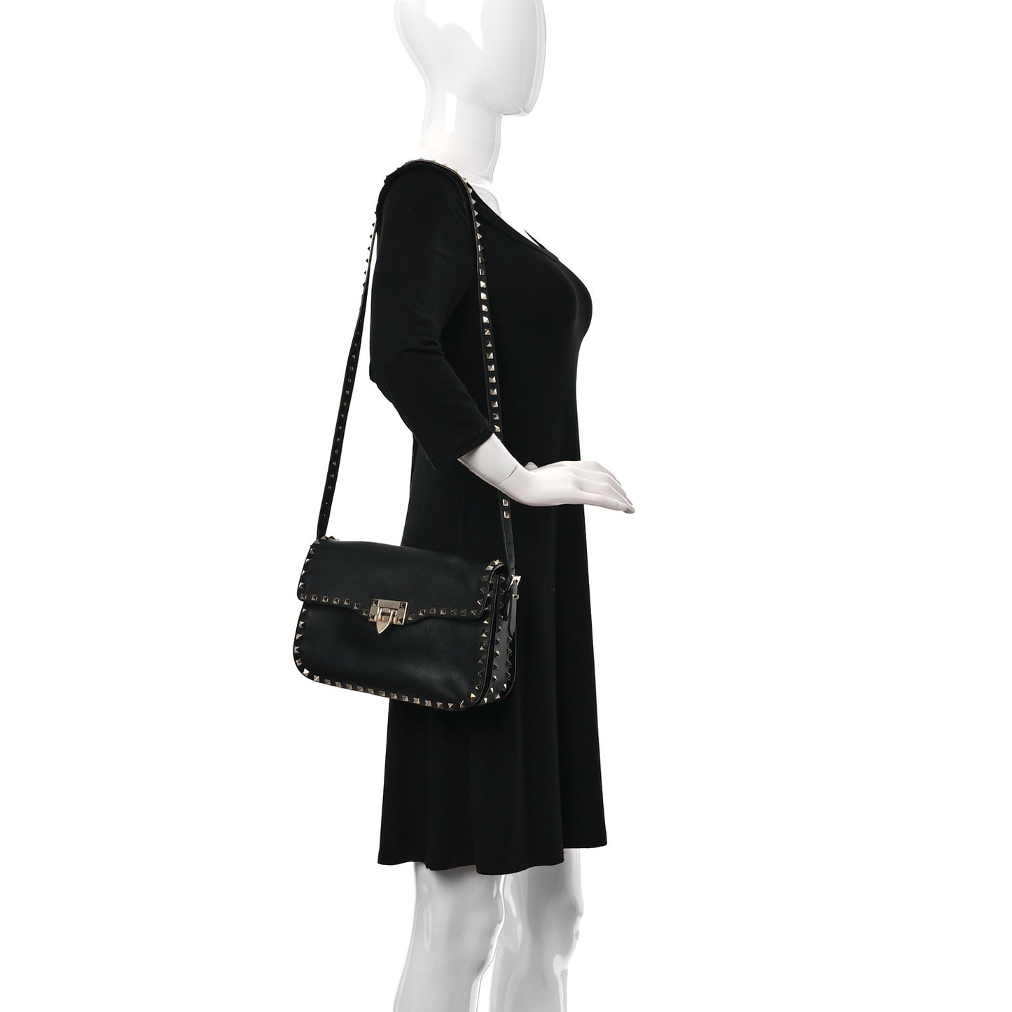 Vitello Medium Rockstud Flap Saddle Bag Black