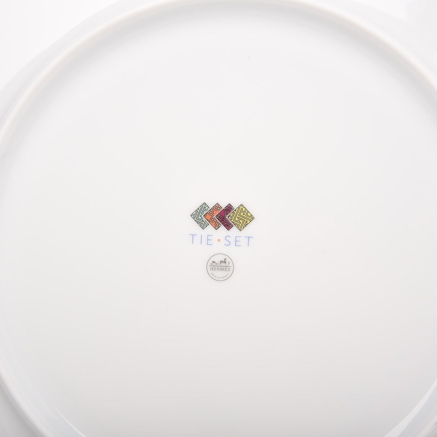 Porcelain Tie Dinner Plate Set of 2