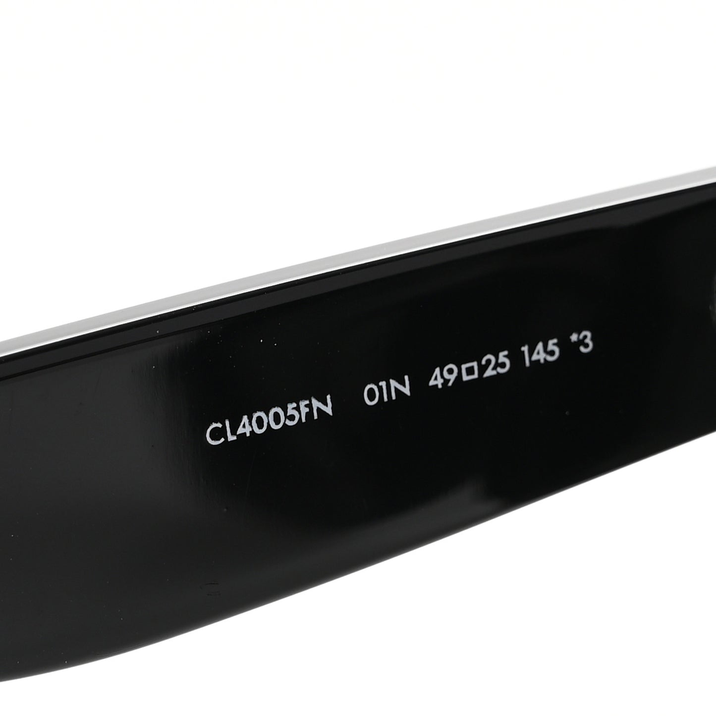 Oversized Round Sunglasses CL4005FN Black