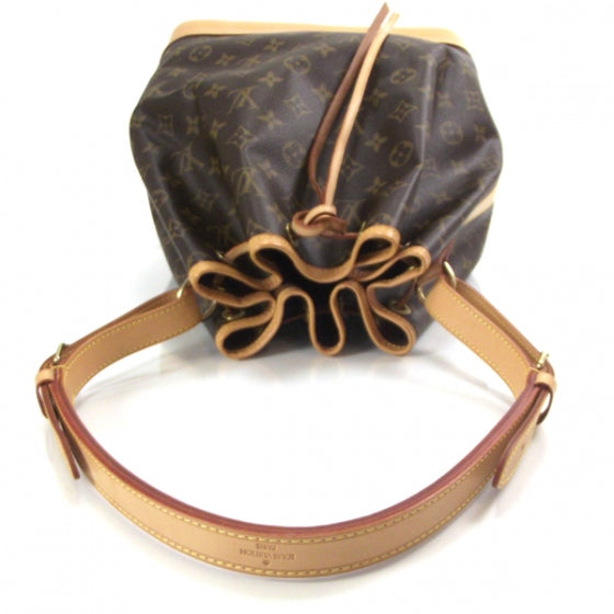 Louis Vuitton Monogram Noe 6 of 10