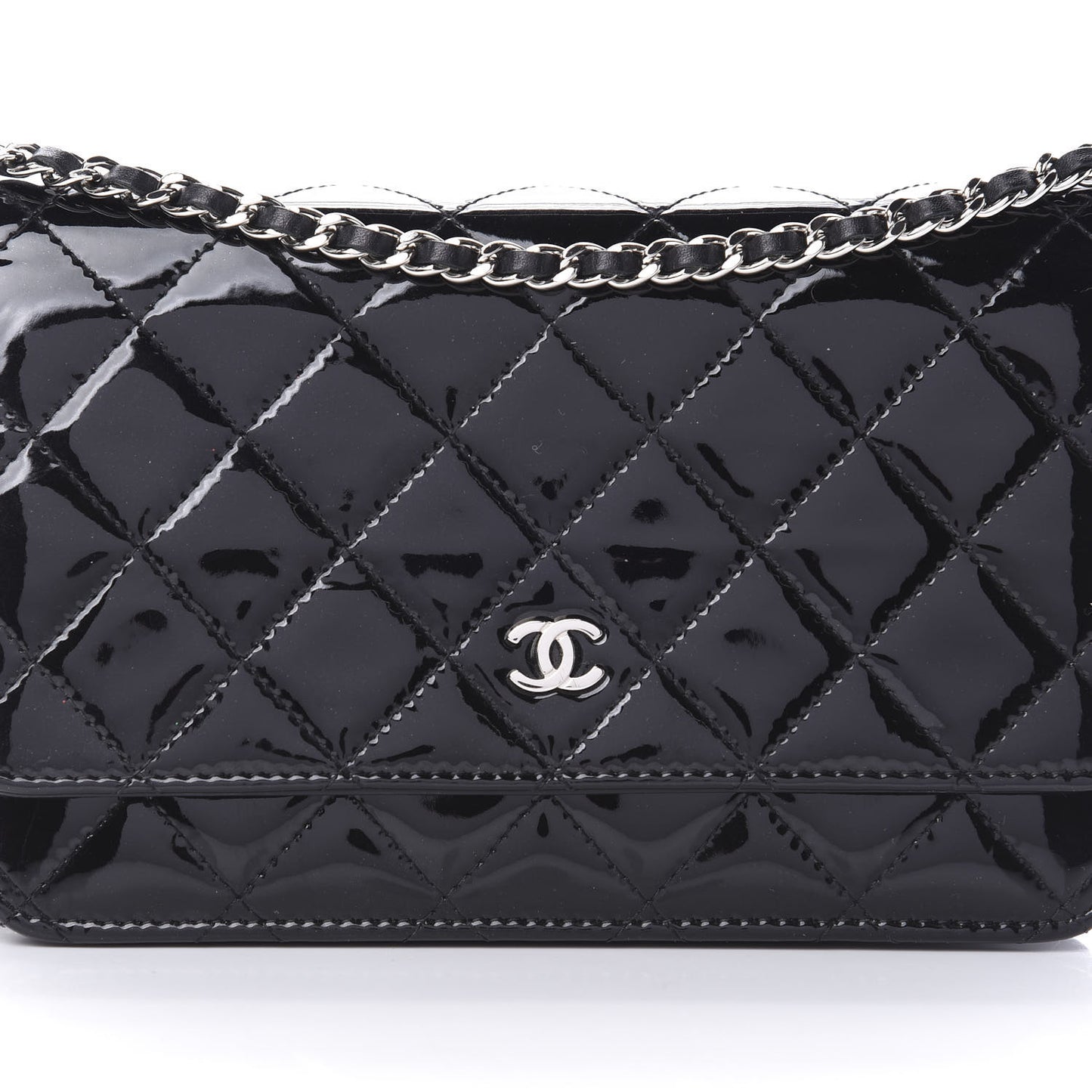 Patent Quilted Wallet On Chain WOC Black