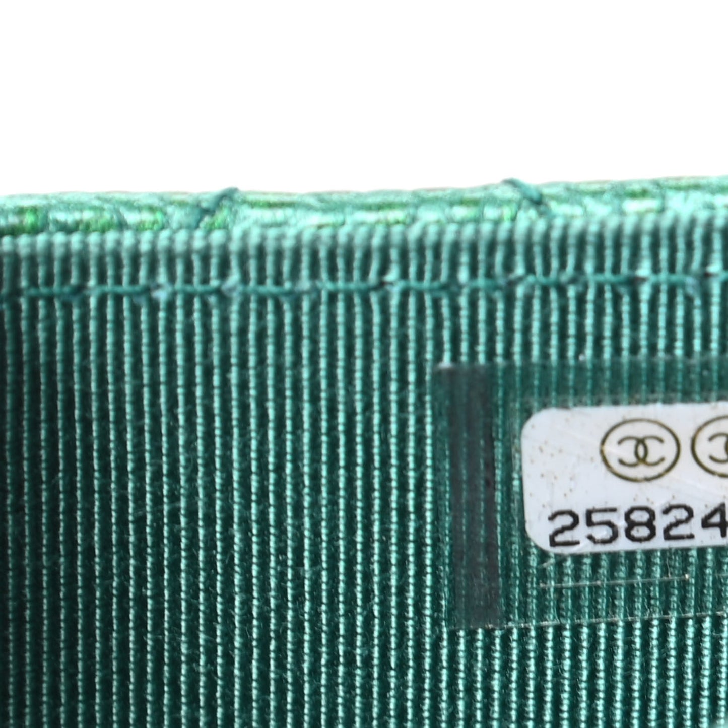 Metallic Caviar Quilted Card Holder Wallet Green