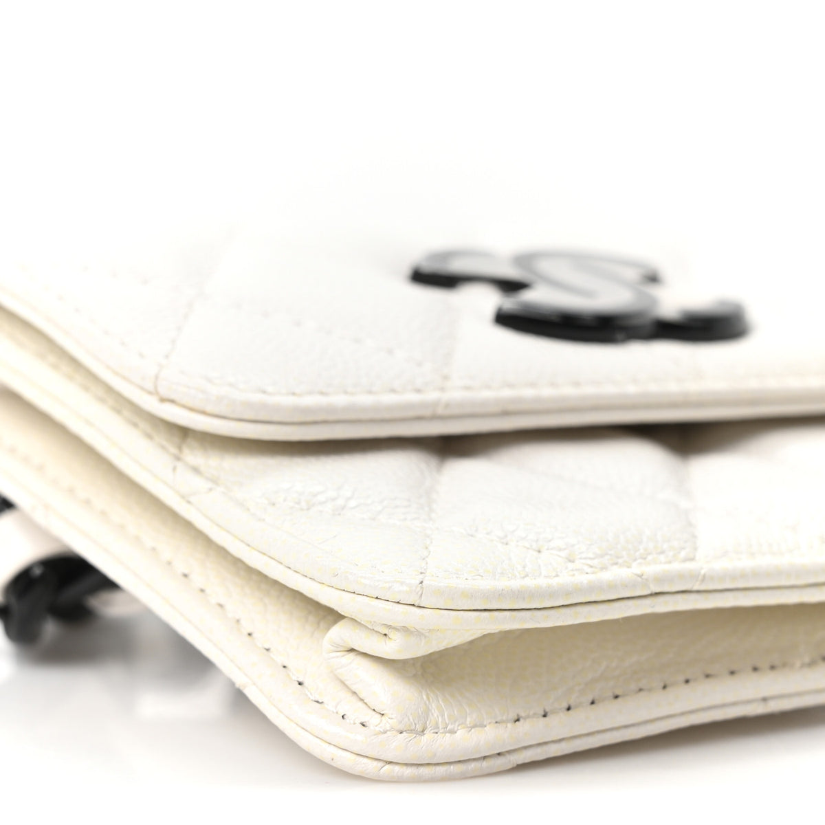 Caviar Quilted My Everything Belt Flap Card Holder White