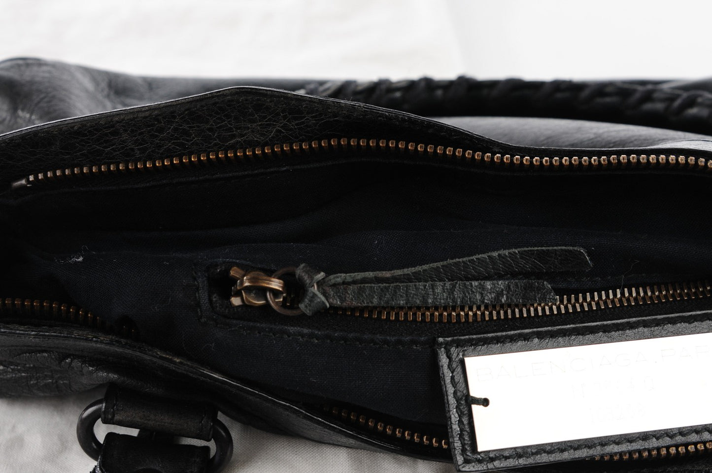 Agneau Classic Hardware First Black