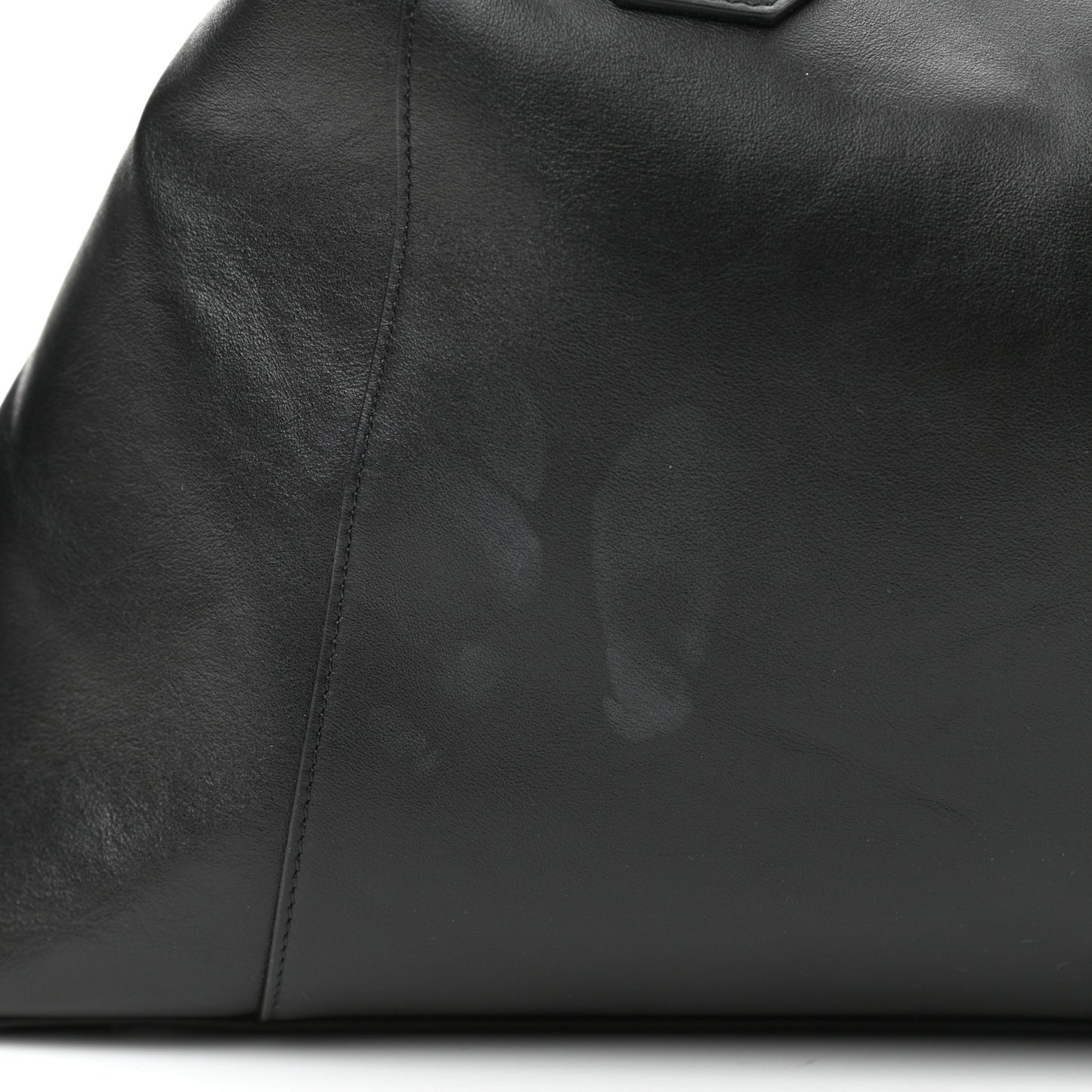 Smooth Calfskin Medium Soft Antigona Black