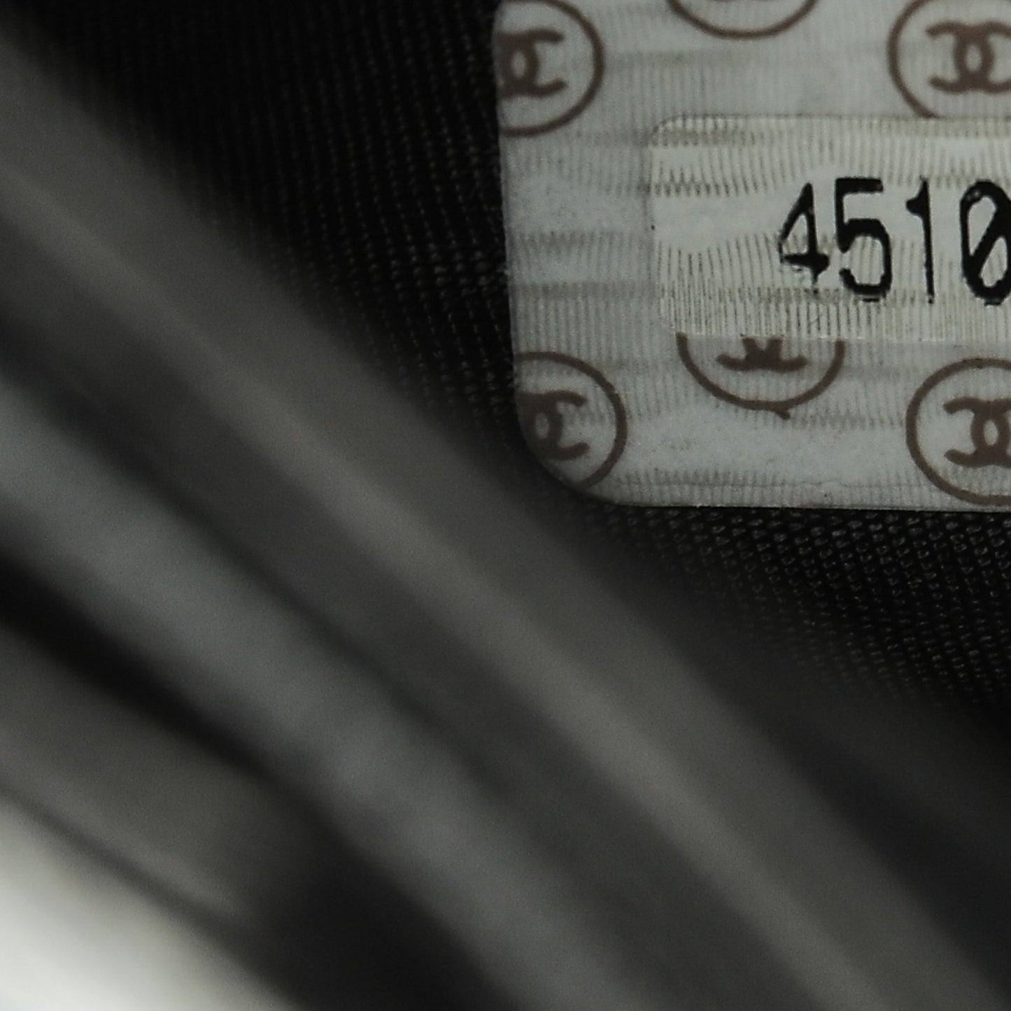 Caviar Timeless CC Compact French Wallet Black