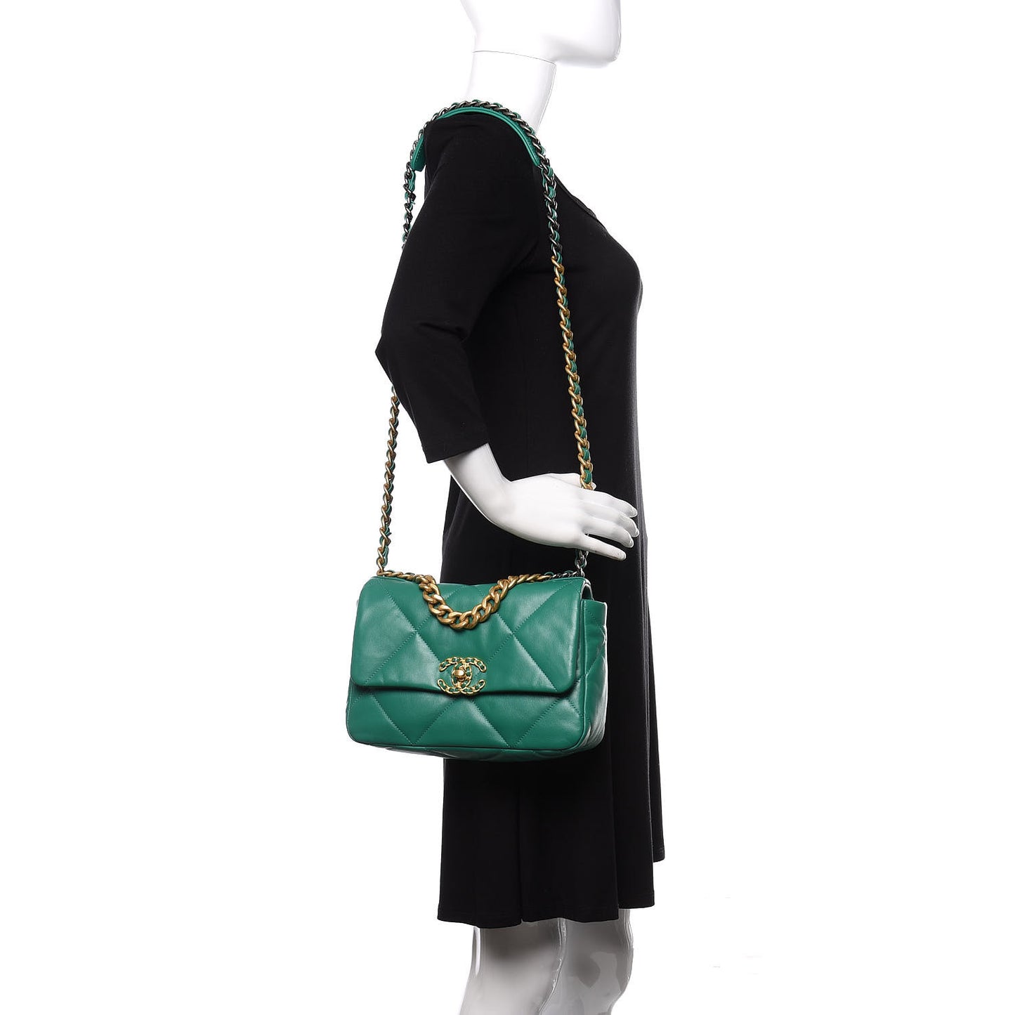 Lambskin Quilted Medium 19 Flap Green