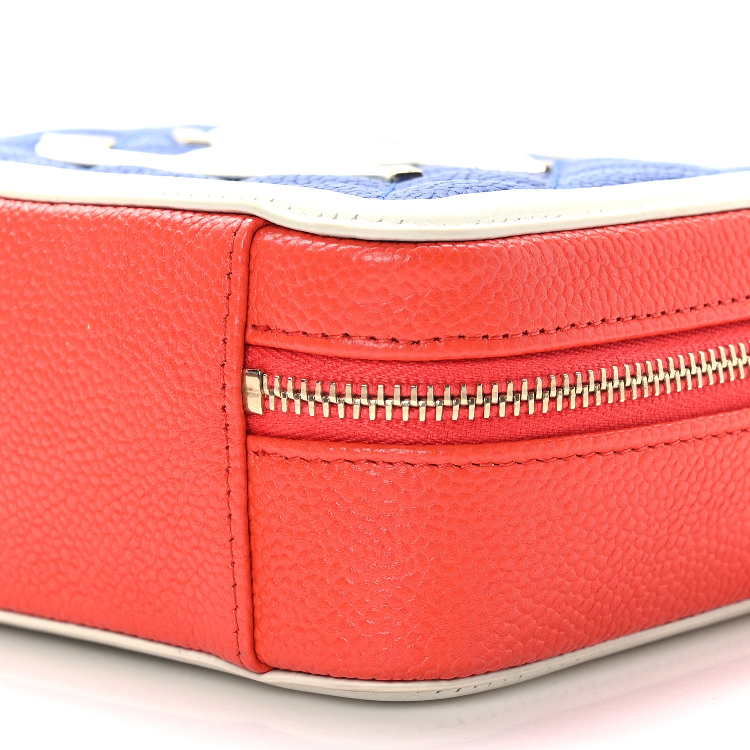 Chanel Caviar Quilted Filigree Vanity Clutch With Chain Blue White Red 9 of 9