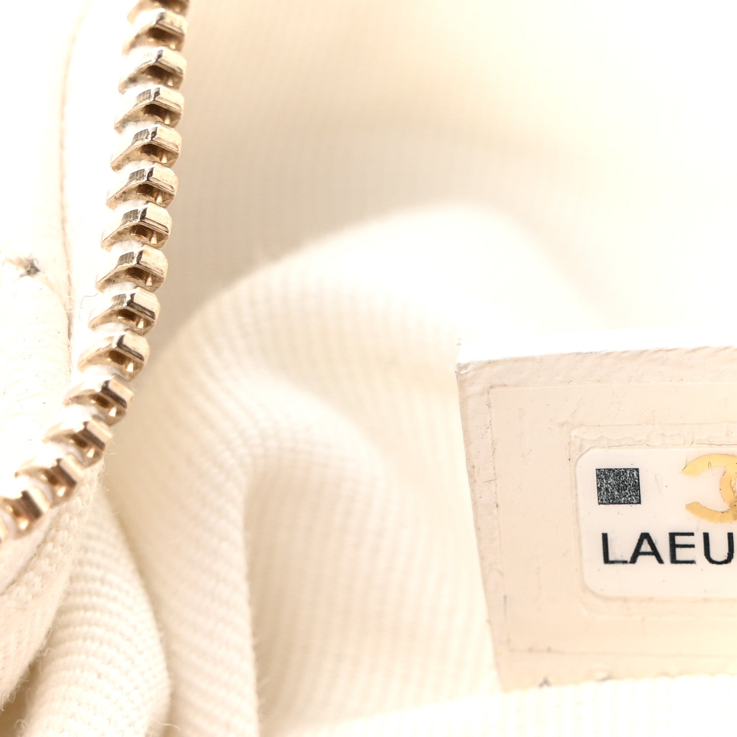 Chanel Lambskin Quilted Chain Around Pouch Hobo White 7 of 10