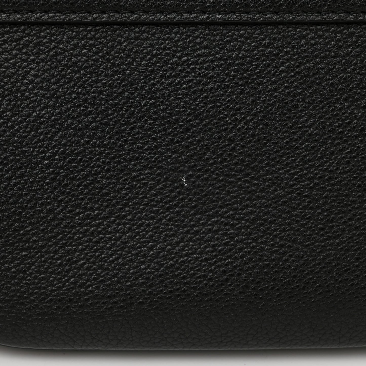 Grained Calfskin Lockme Tender Black