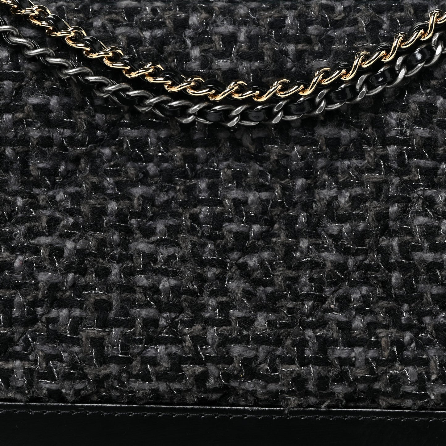 Tweed Calfskin Quilted Medium Gabrielle Hobo Black
