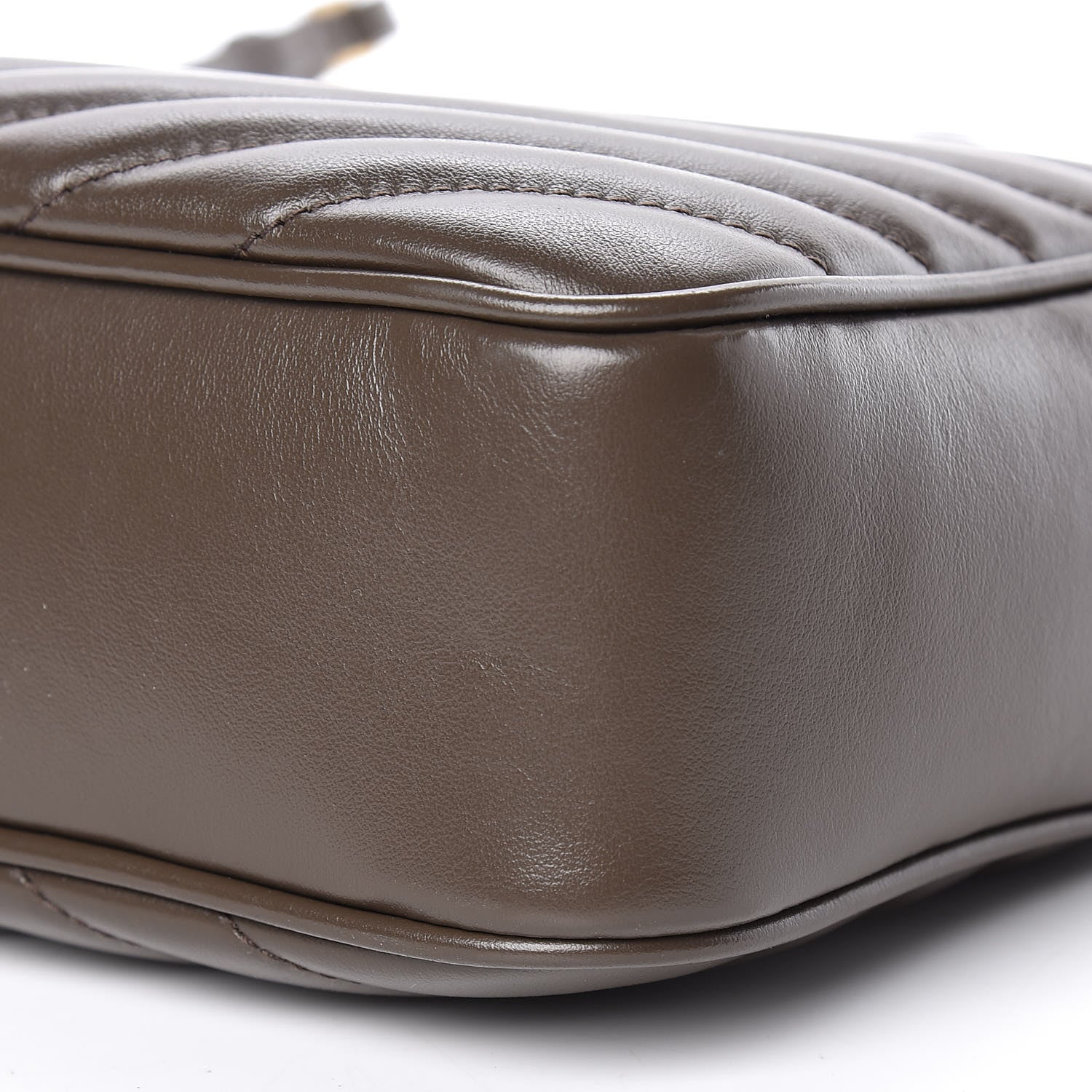 Saint Laurent Calfskin Matelasse Monogram Lou Camera Bag Faggio 9 of 9