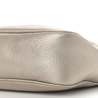 Gucci Metallic Pebbled Calfskin Small Soho Disco Bag Golden Beige 13 of 20