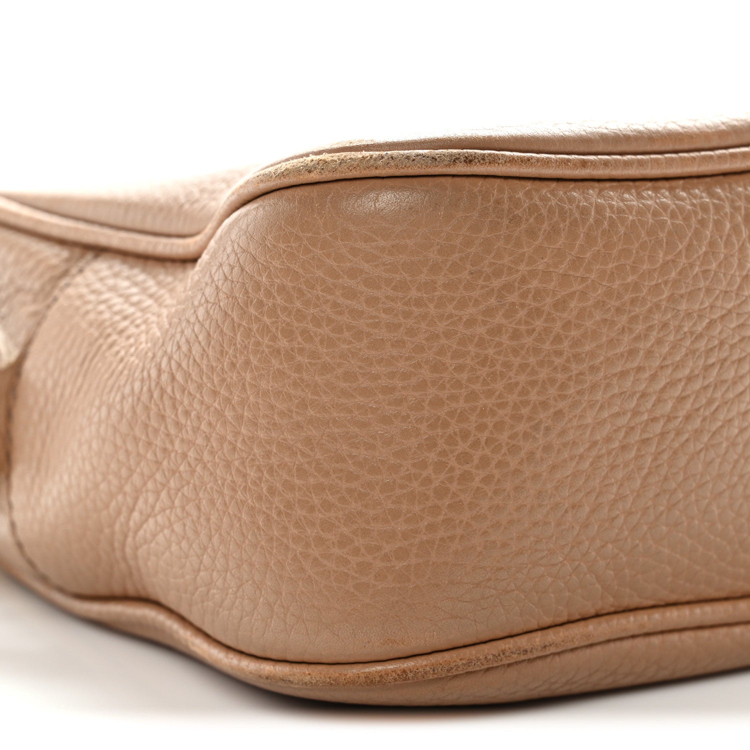 Gucci Pebbled Calfskin Small Soho Disco Bag Camelia 9 of 16