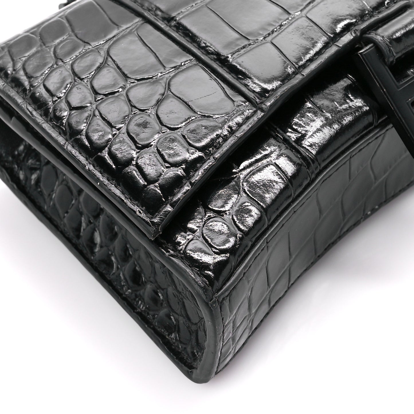 Shiny Calfskin Monochrome Crocodile Embossed Hourglass Chain Bag Black