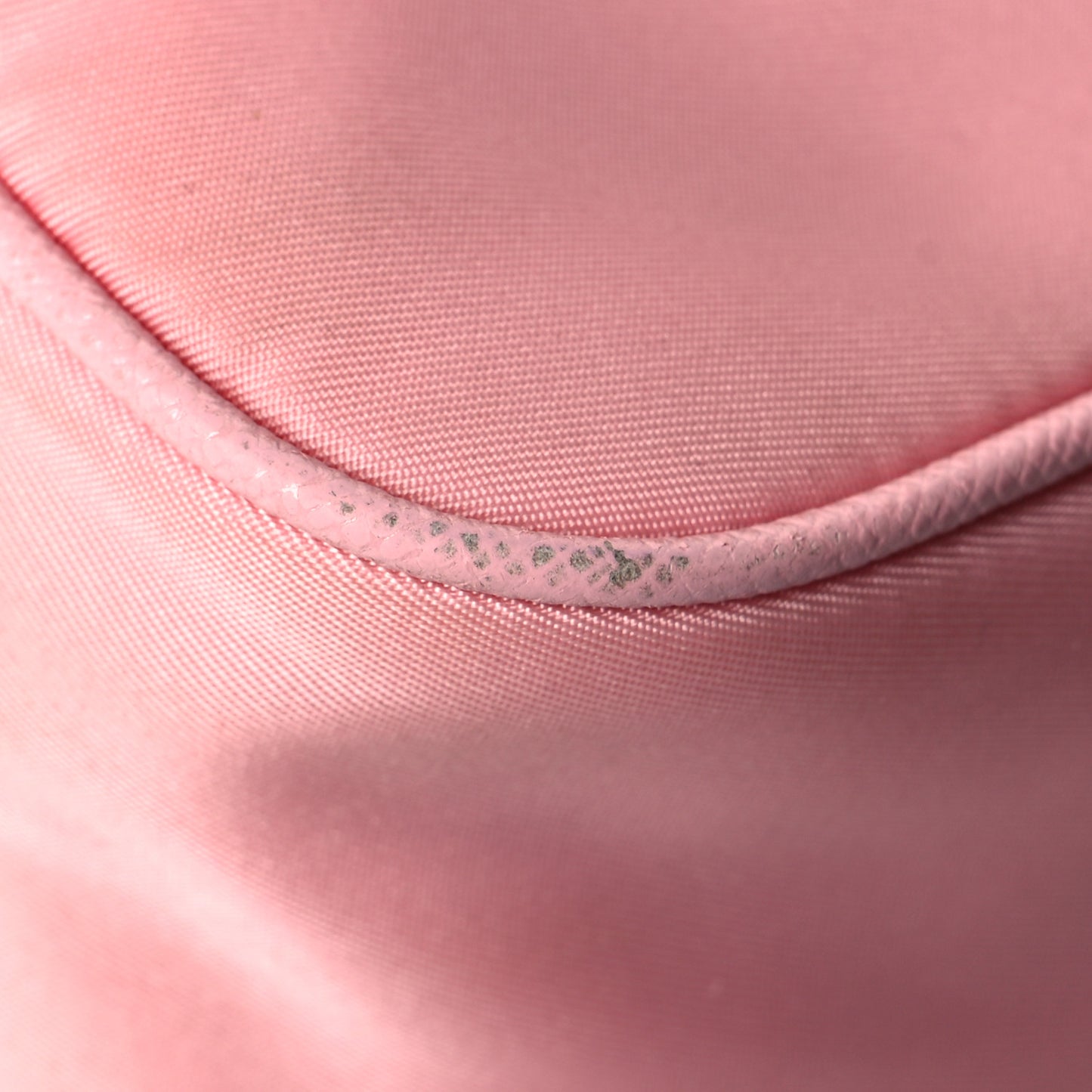 Nylon Re-Edition 2005 Shoulder Bag Rosa