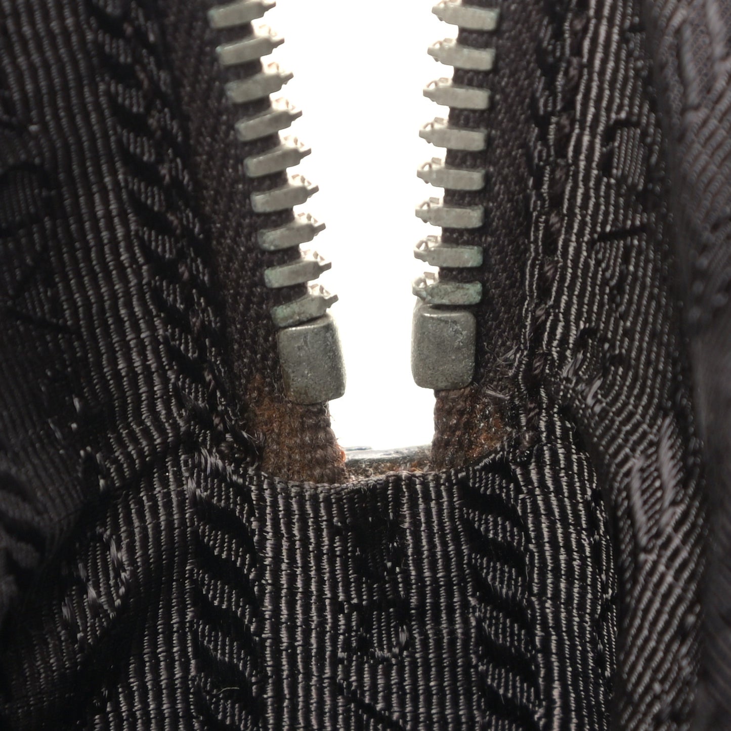 Metallic Saffiano Lux Bowler Pirite