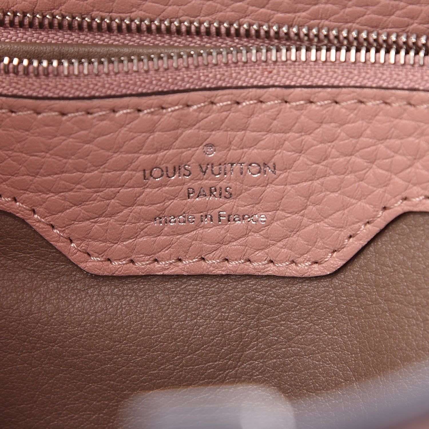 Louis Vuitton Taurillon Capucines MM Magnolia 6 of 12