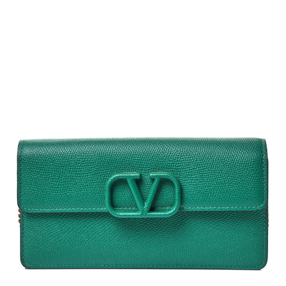 Valentino Garavani Grainy Calfskin Vlogo Wallet On Chain Green 1 of 4