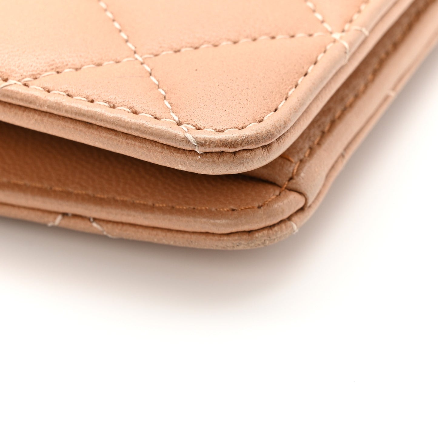 Lambskin Quilted Yen Wallet Beige