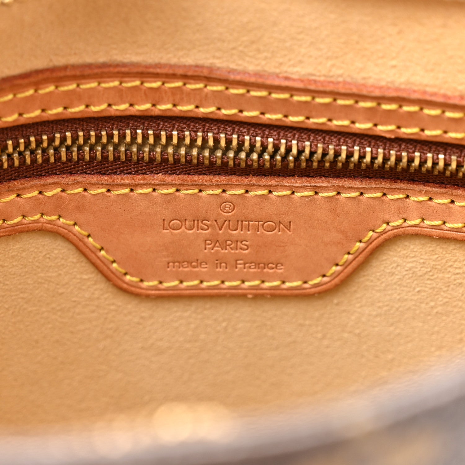 Louis Vuitton Monogram Looping MM 6 of 11