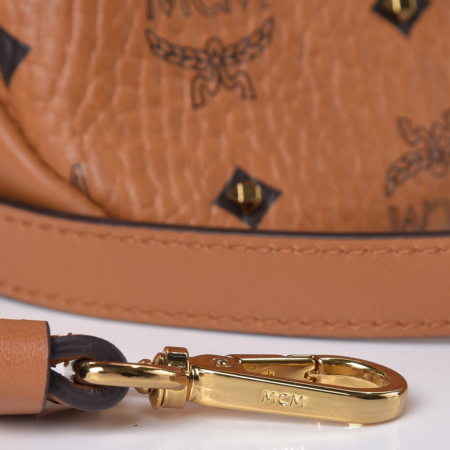 Visetos Studded Medium Tote Cognac